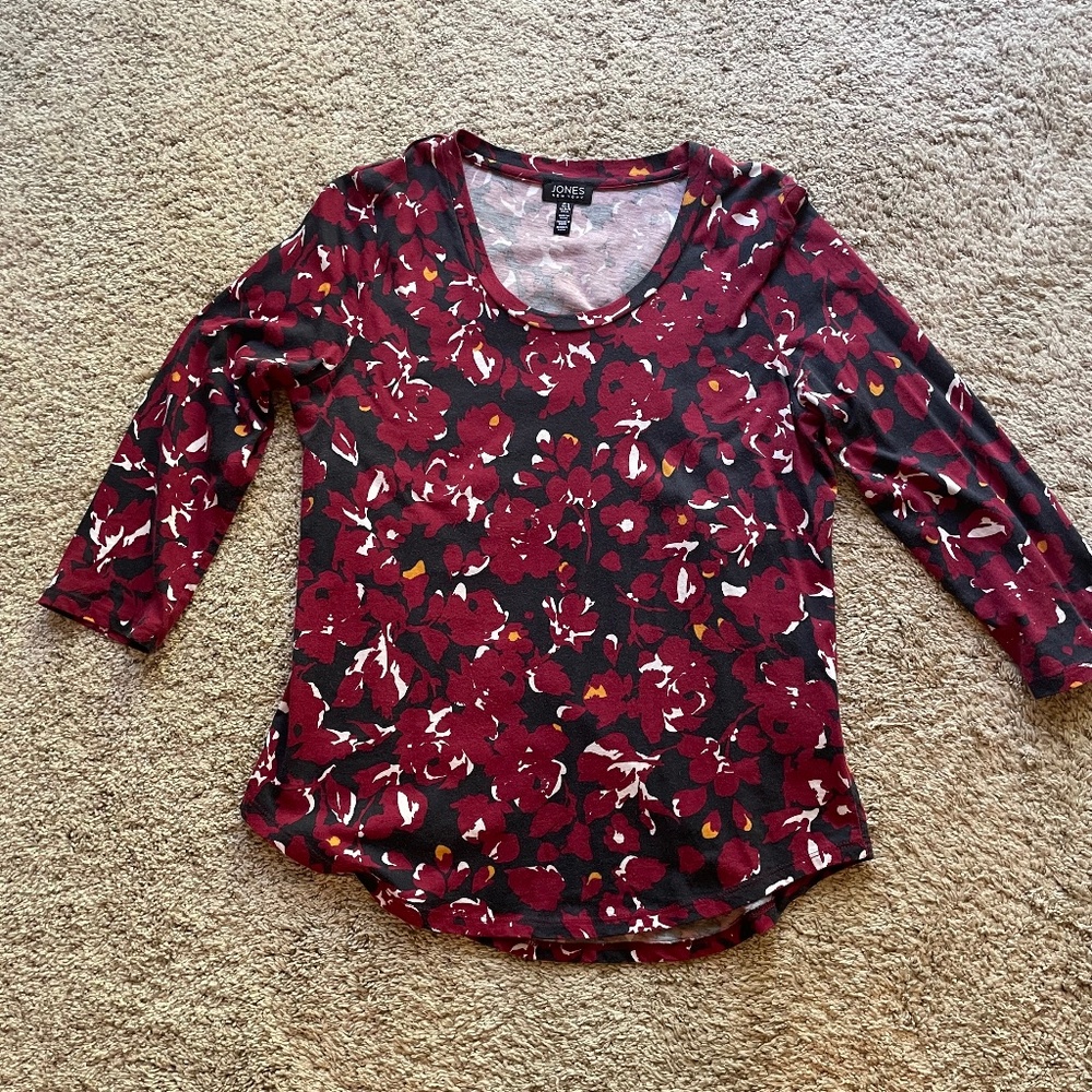 Jones New York Floral 3/4 Sleeve Tee – Size Medium